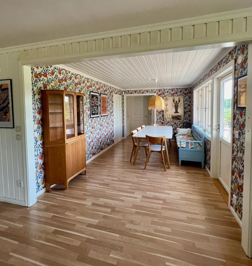 Idylliskt Hus Med Sjoeutsikt. Villa เอิสท์ฮัมมาร์ ภายนอก รูปภาพ