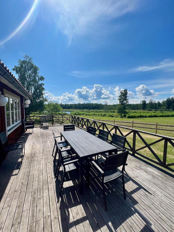 Idylliskt Hus Med Sjoeutsikt. Villa เอิสท์ฮัมมาร์ ภายนอก รูปภาพ