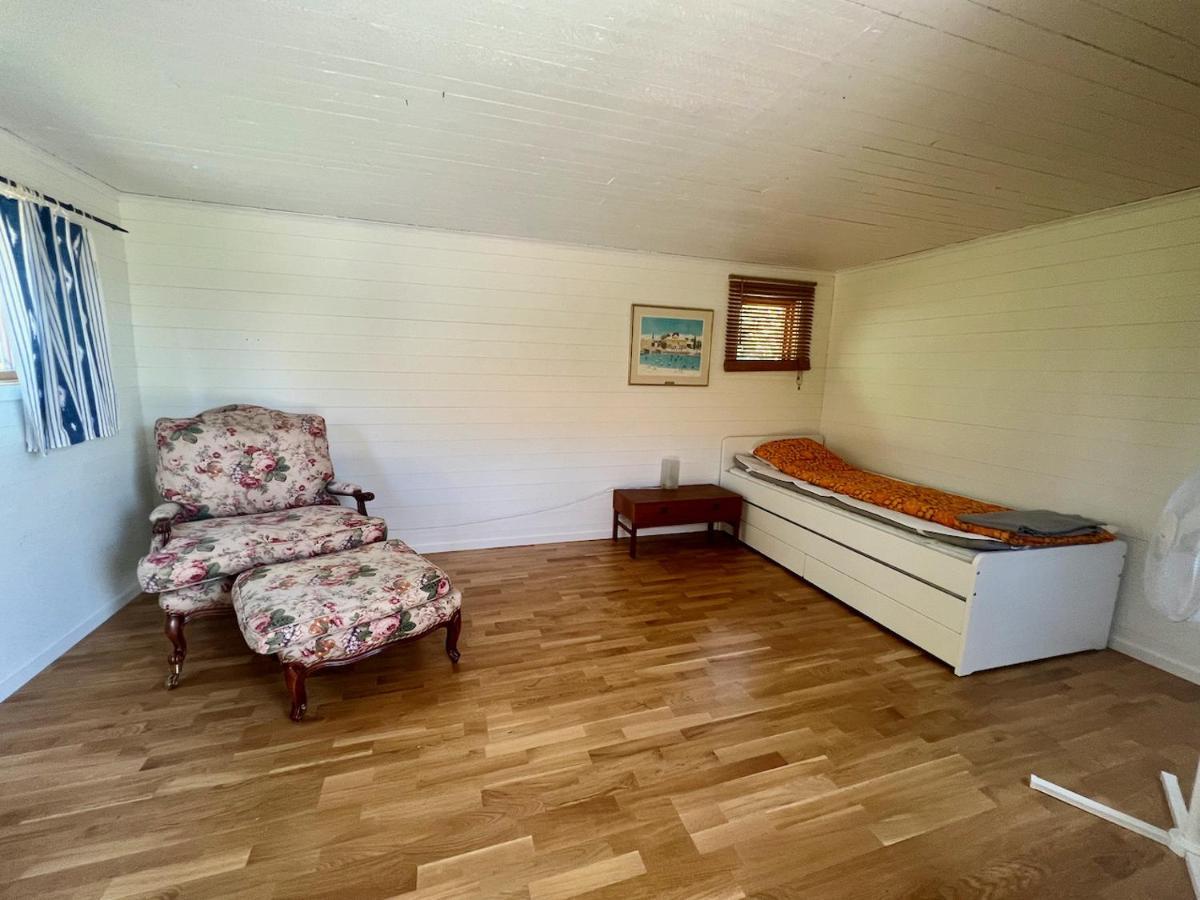 Idylliskt Hus Med Sjoeutsikt. Villa เอิสท์ฮัมมาร์ ภายนอก รูปภาพ