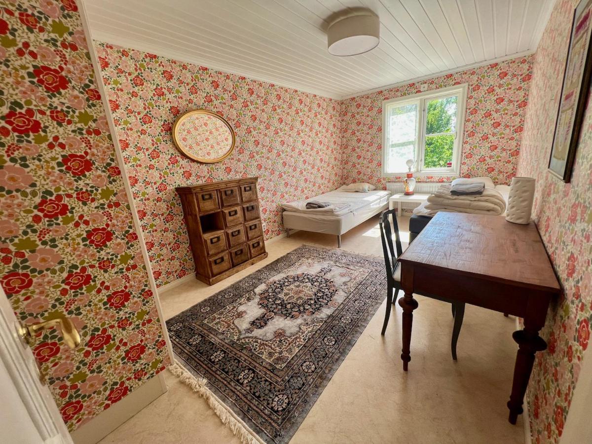 Idylliskt Hus Med Sjoeutsikt. Villa เอิสท์ฮัมมาร์ ภายนอก รูปภาพ